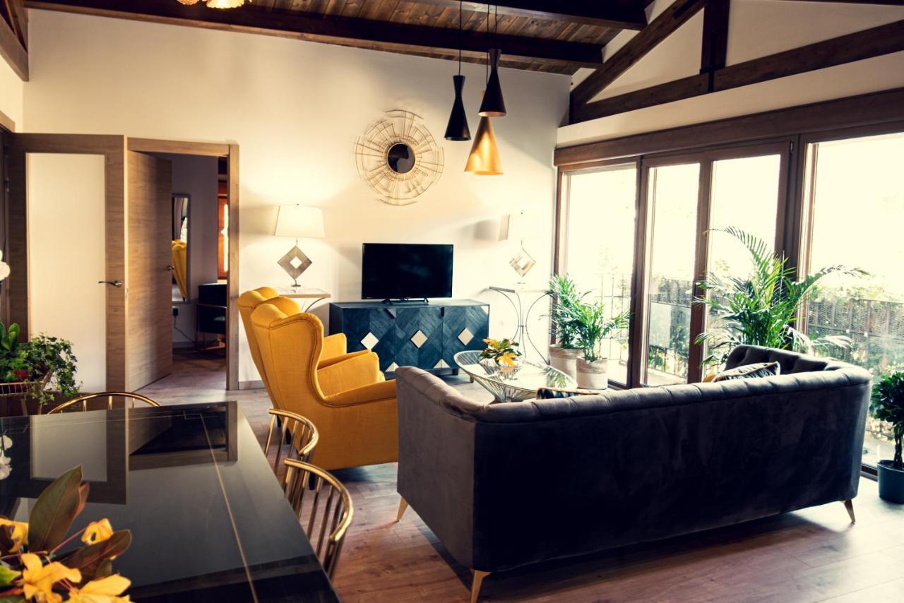 Apartamentos En El Valle Del Jerte Flores Para Angela Cabezuela Del Valle Bagian luar foto