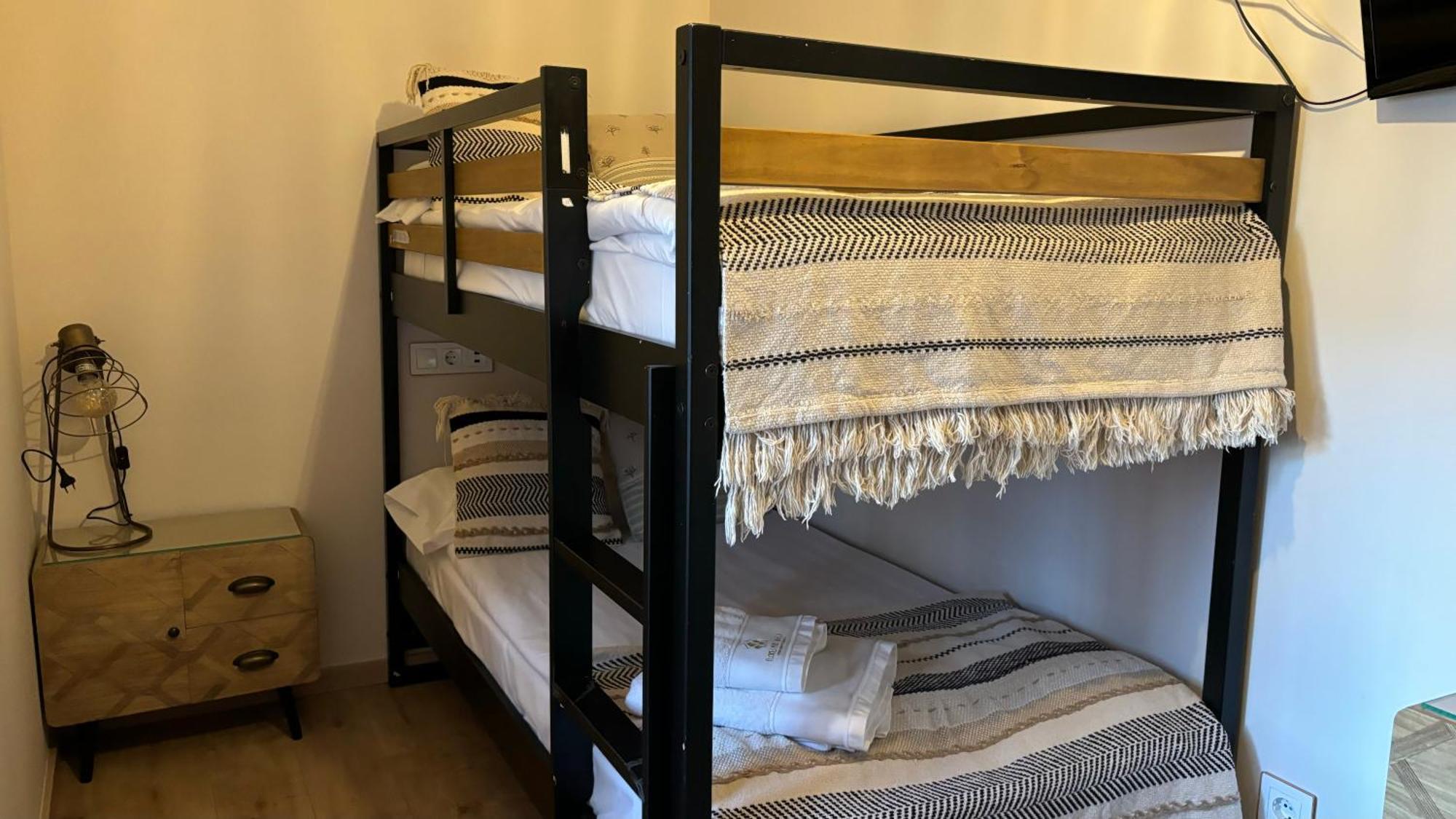 Apartamentos En El Valle Del Jerte Flores Para Angela Cabezuela Del Valle Bagian luar foto
