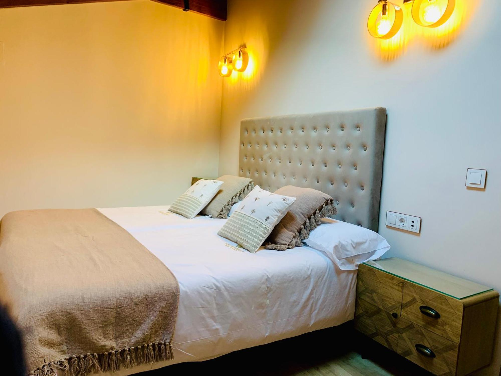 Apartamentos En El Valle Del Jerte Flores Para Angela Cabezuela Del Valle Bagian luar foto