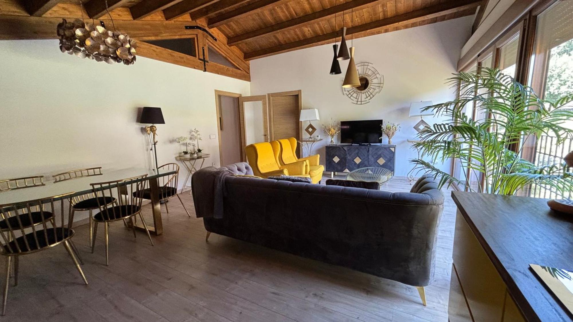 Apartamentos En El Valle Del Jerte Flores Para Angela Cabezuela Del Valle Bagian luar foto
